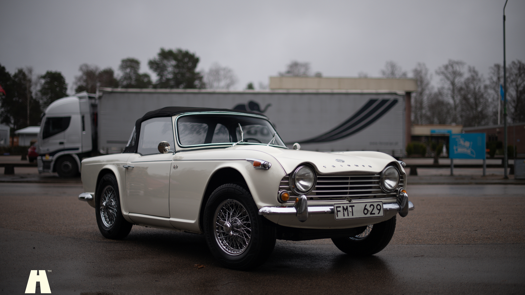 Aussenfoto 1966 Triumph TR4 A
