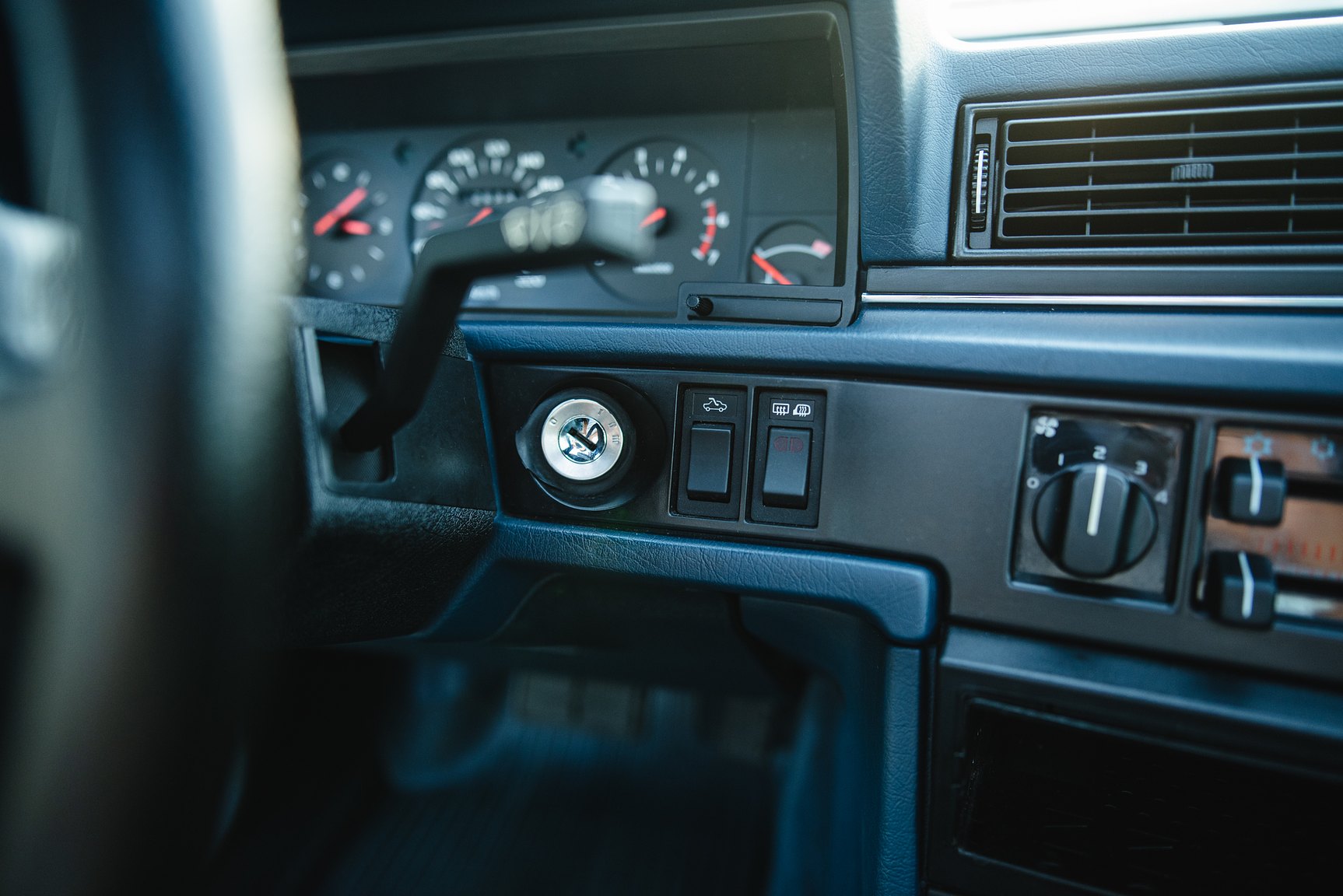 Interior image of 1985 Volvo 760 GLE 2.8 V6 Automatisk