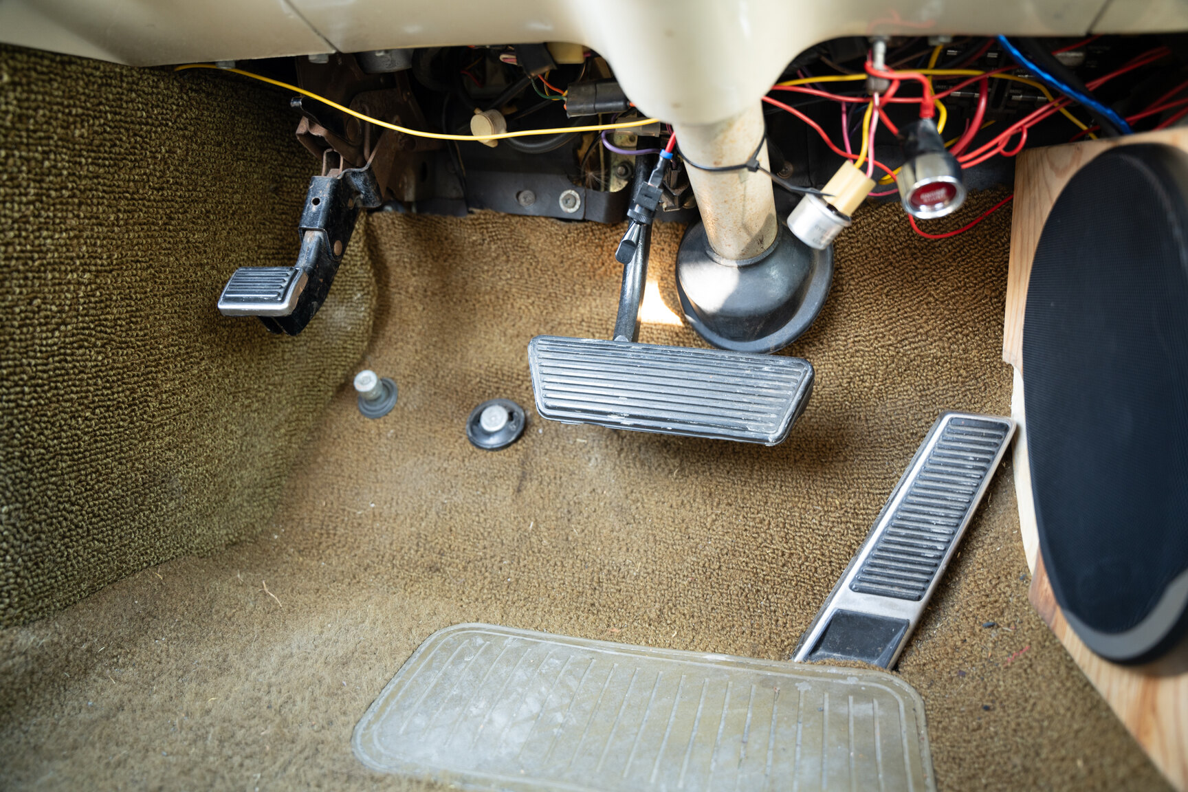 Interior image of 1962 Cadillac Coupé De Ville