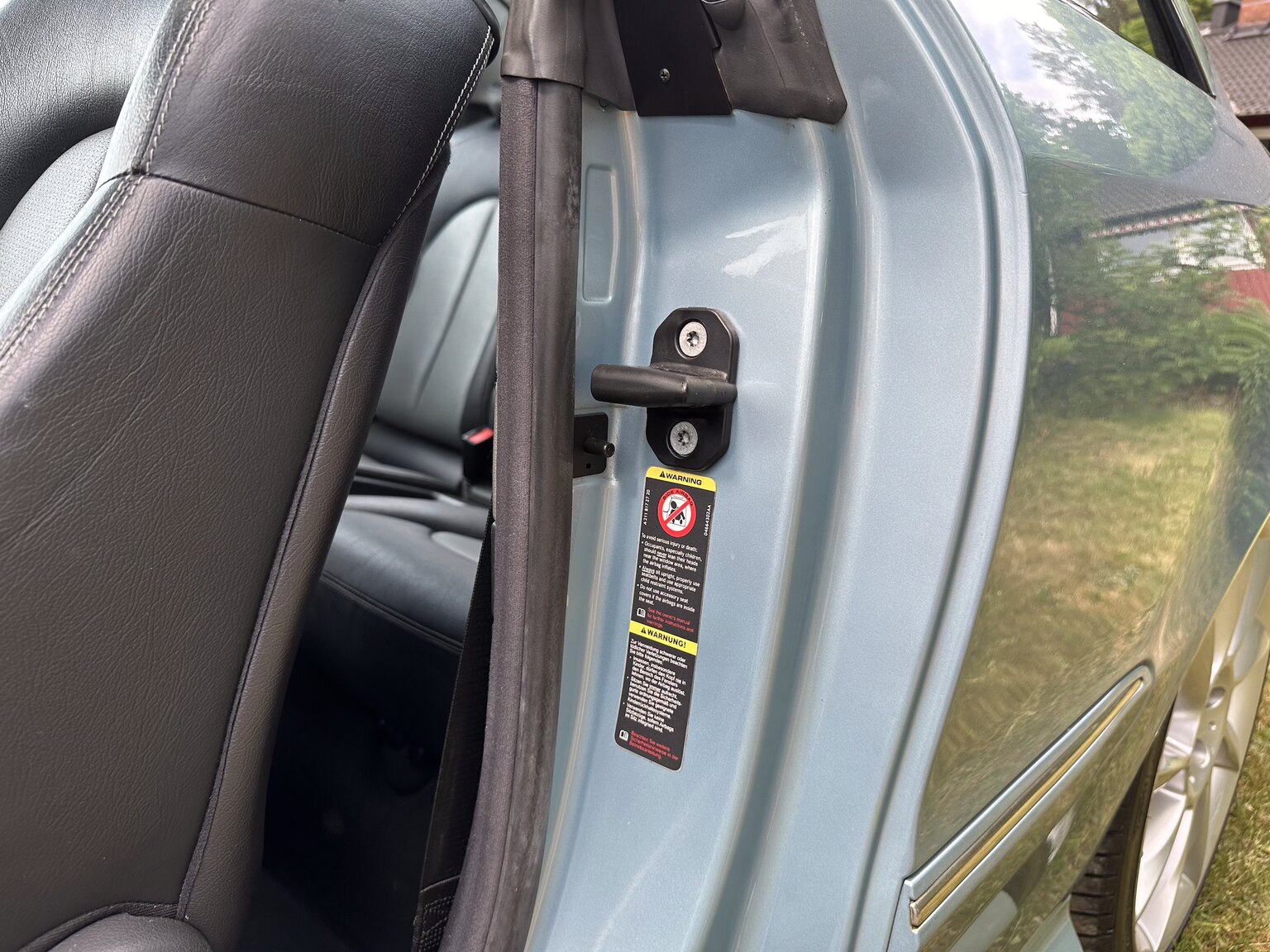 Innenraumfoto von 2003 Mercedes CLK 500 (27)