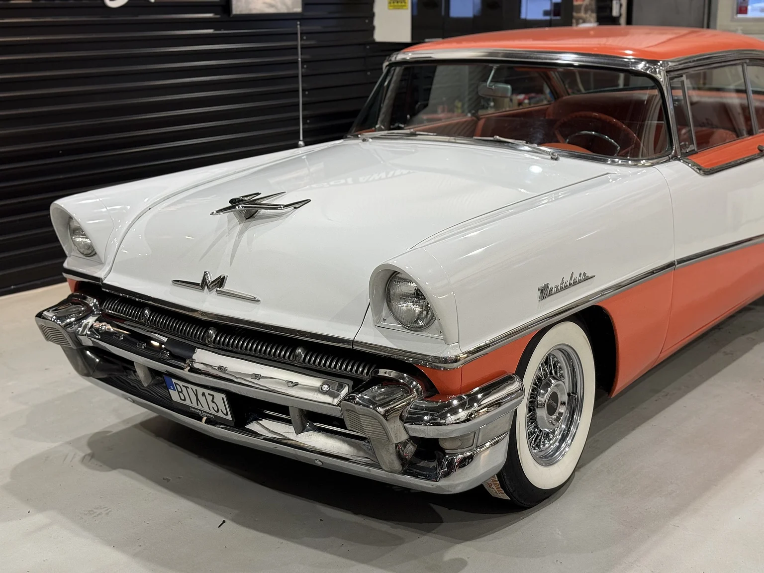Exteriörbild på 1956 Mercury Montclair Sport Sedan (93)