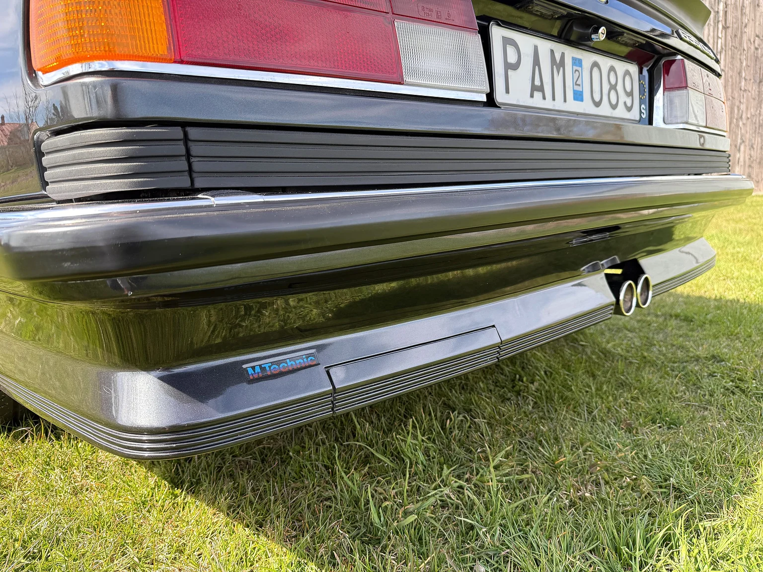 Exteriörbild på 1985 BMW 635 CSiA (E24) (65)