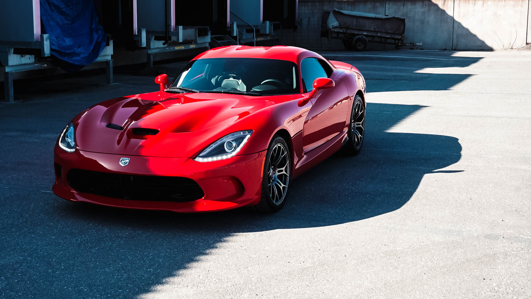 Exterior image of 2014 Dodge Viper GTS (20)