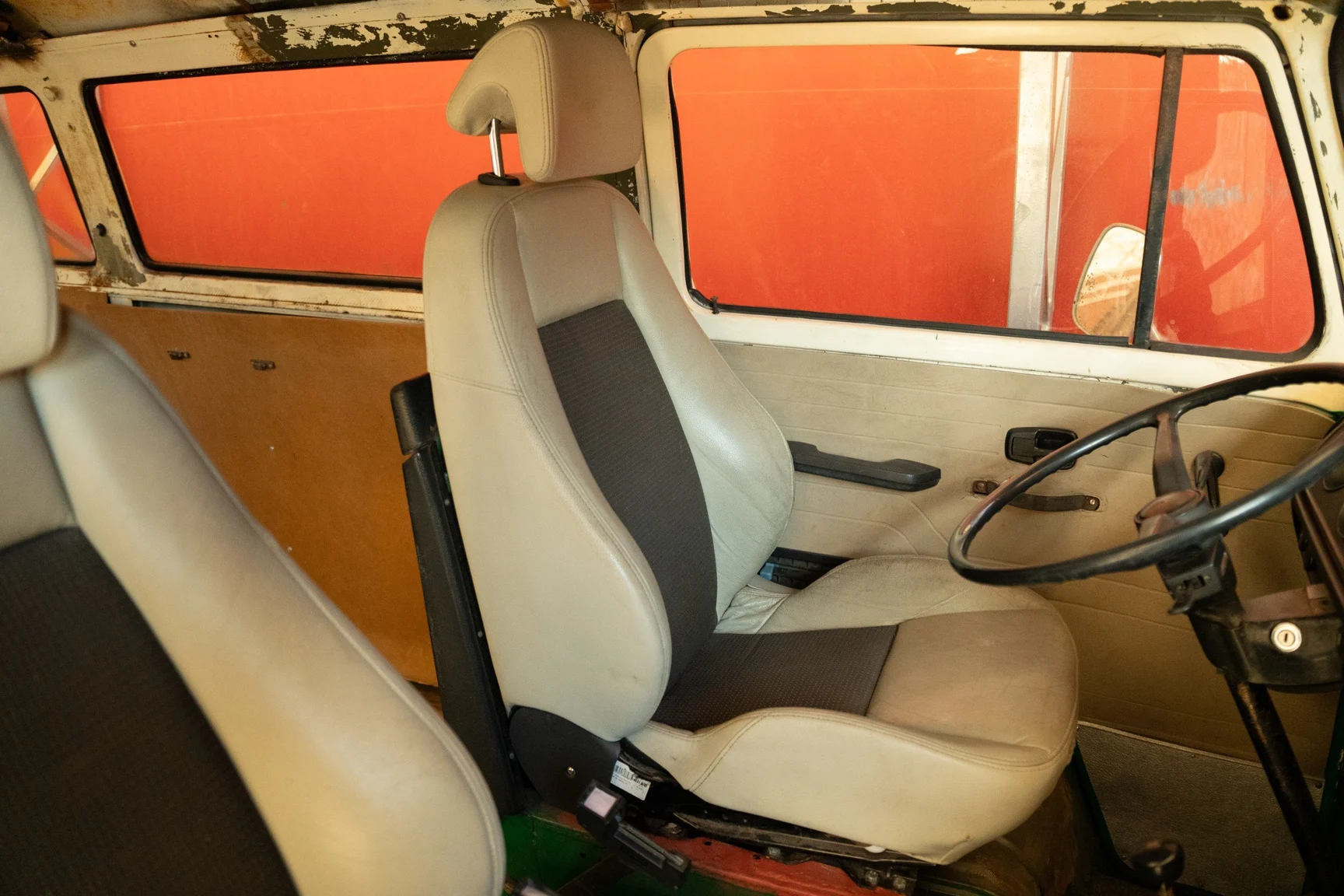 Interiörbild 1974 Volkswagen Typ 2 Bay Window (5)