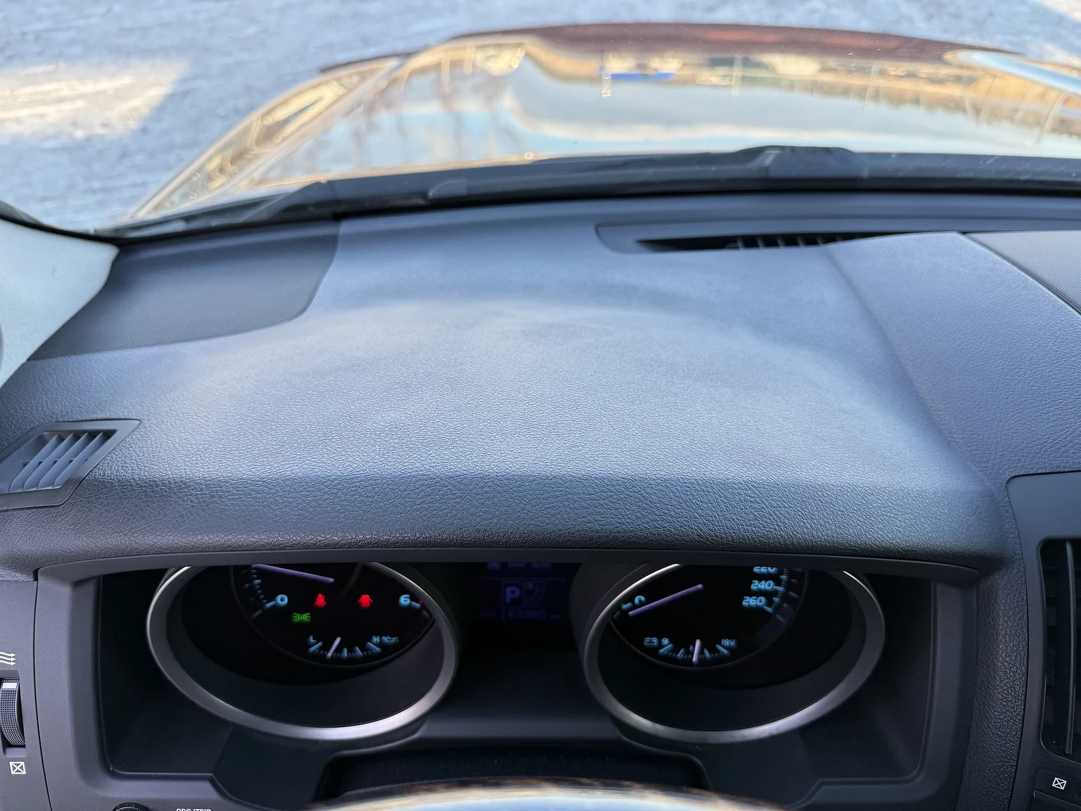 Innenraumfoto von 2008 Toyota Land Cruiser 200 Series 4.5 V8 (47)