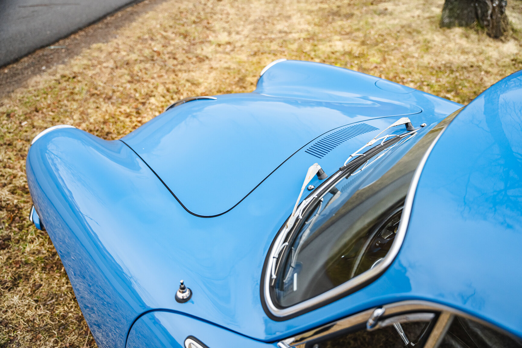 Exterior image of 1964 Porsche 356 C