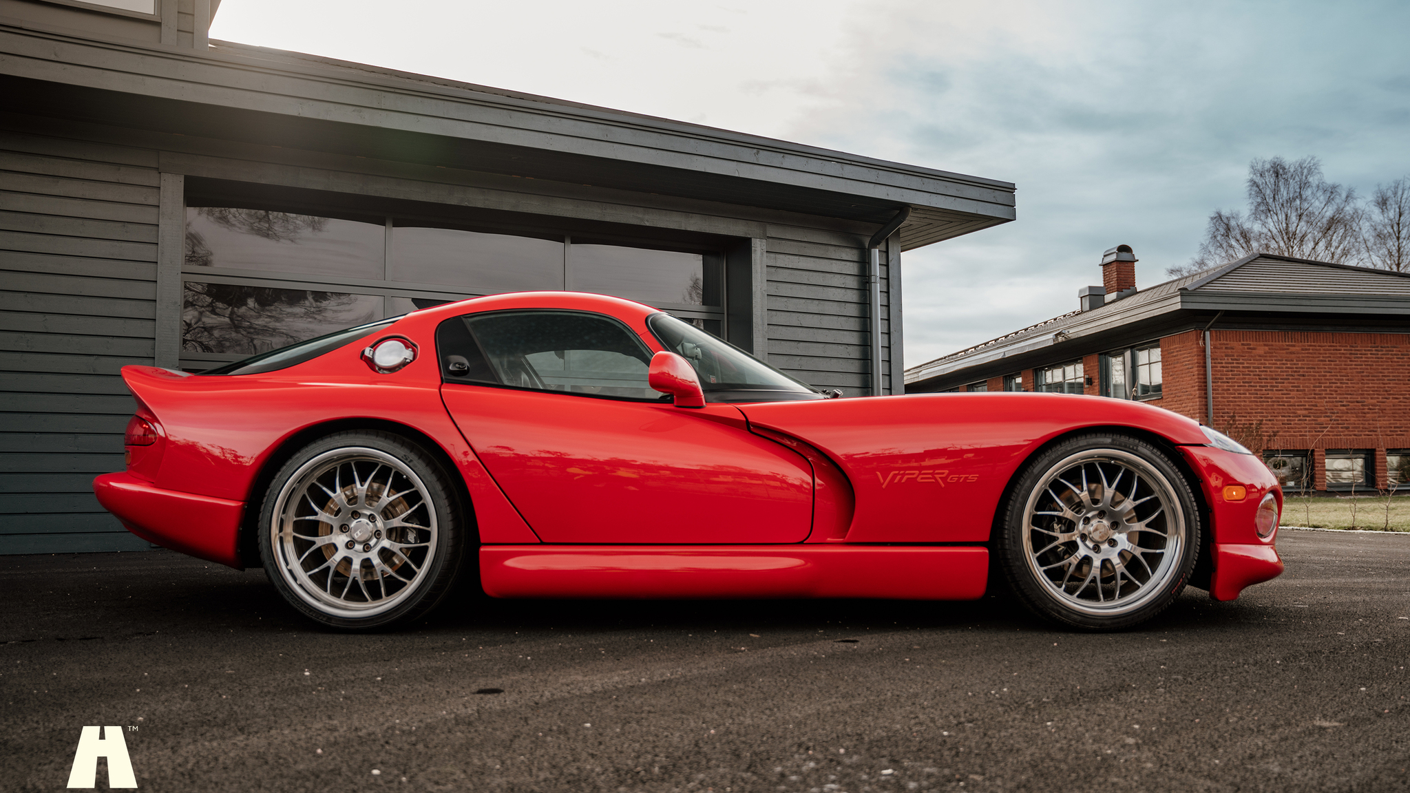 Exteriörbild på 1997 Dodge Viper GTS