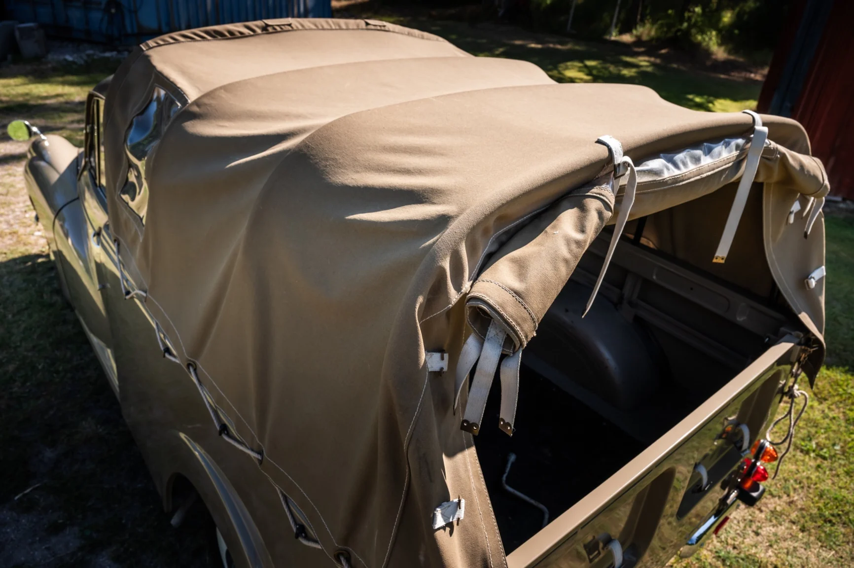 Exteriörbild på 1971 Morris Minor 1000 (47)