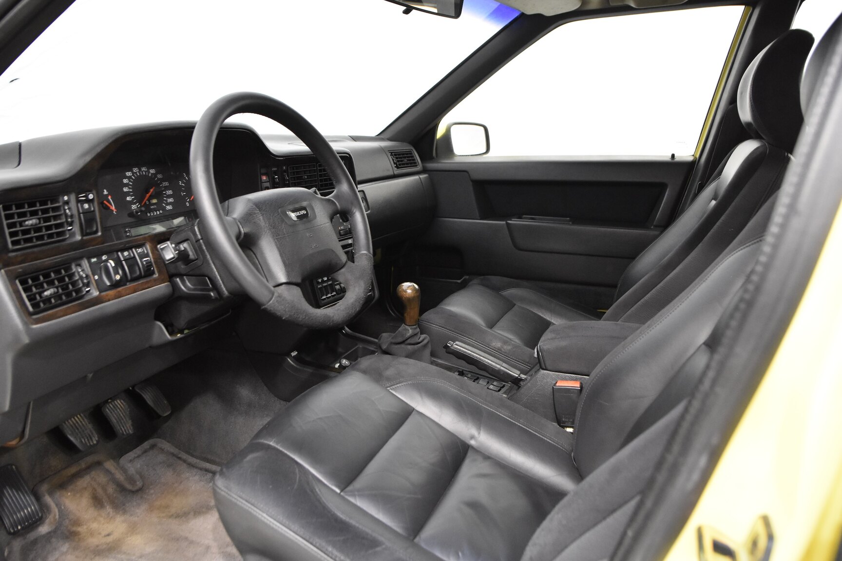 Interior image of 1995 Volvo 850 T-5R Kombi