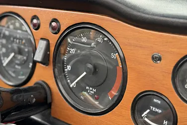 #<Image:0x00007f5ee7cdf8c8>