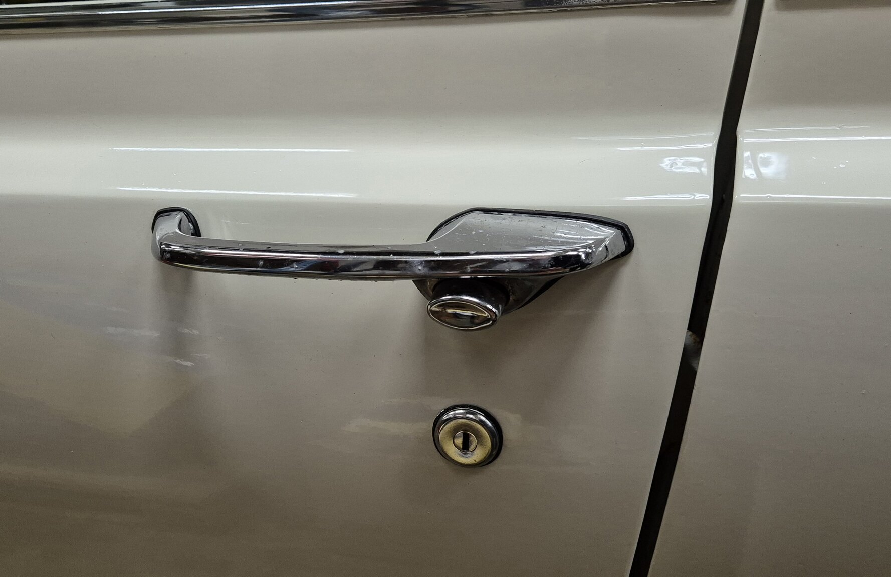 Exteriörbild på 1967 Toyota Corona
