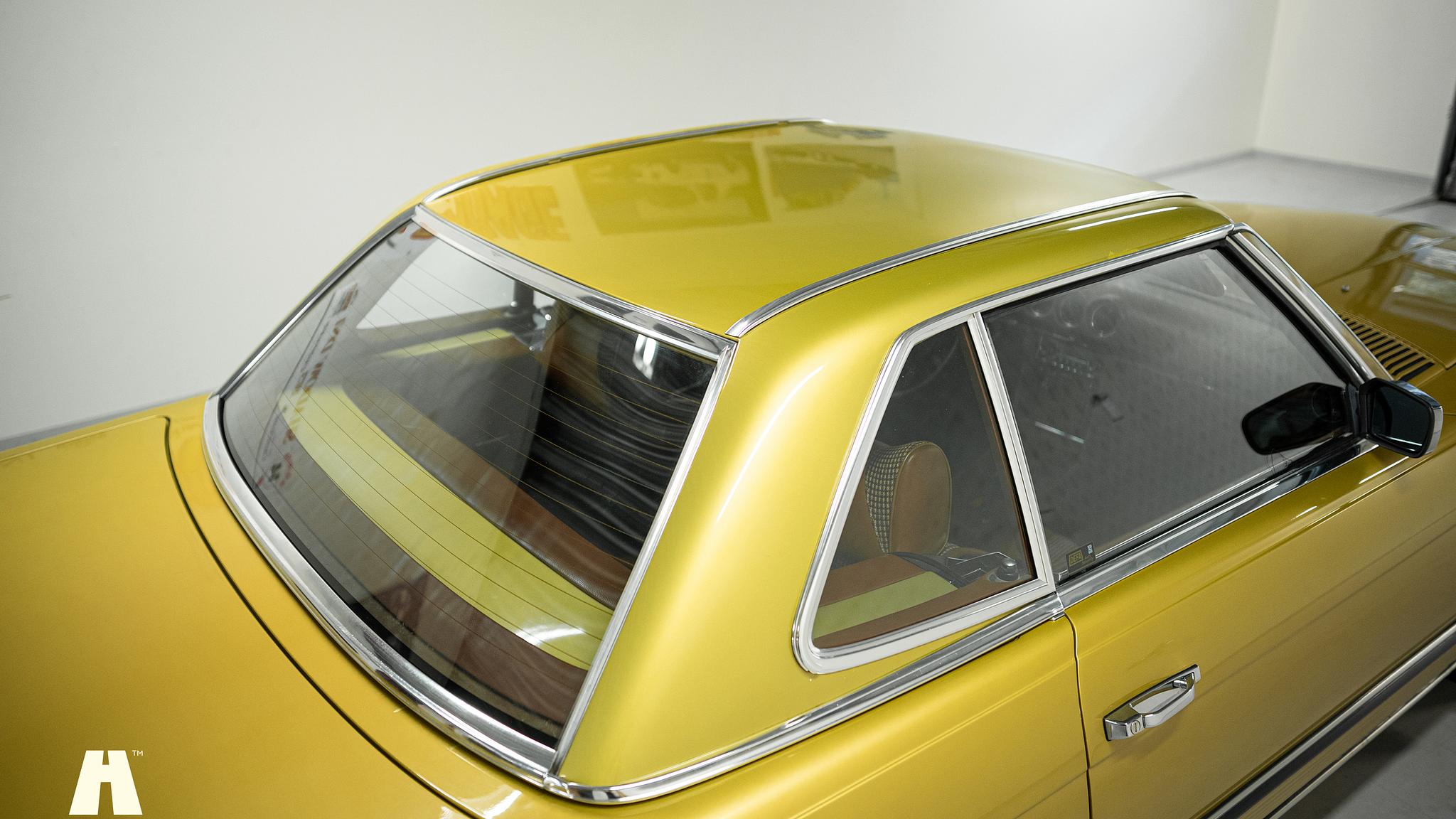 Aussenfoto 1975 Mercedes SL 350