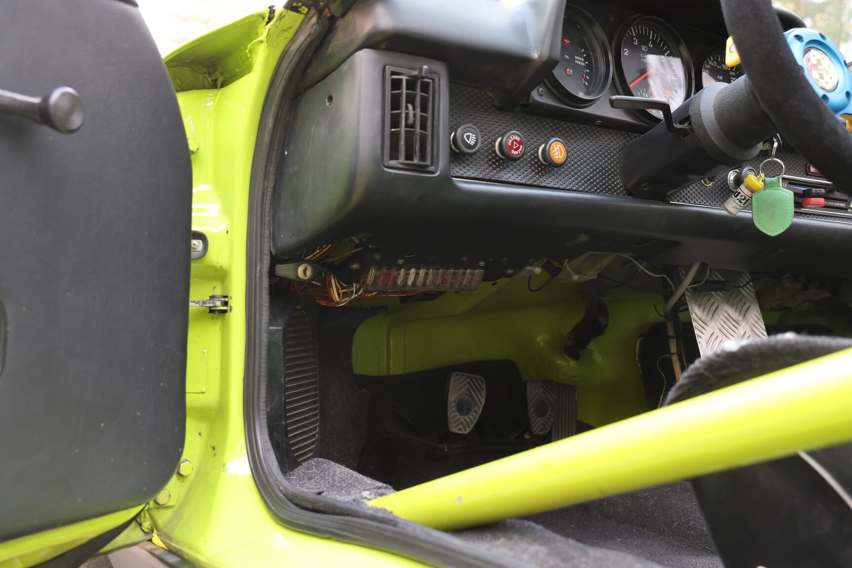 Interior image of 1974 Porsche 914/'6'-3.2 Speedster