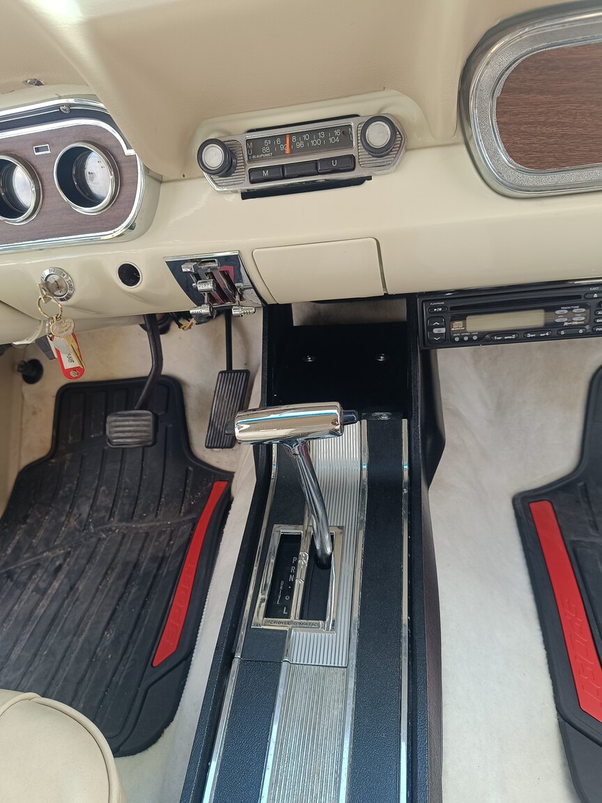 Innenraumfoto von 1966 Ford Mustang Hardtop 3.3 