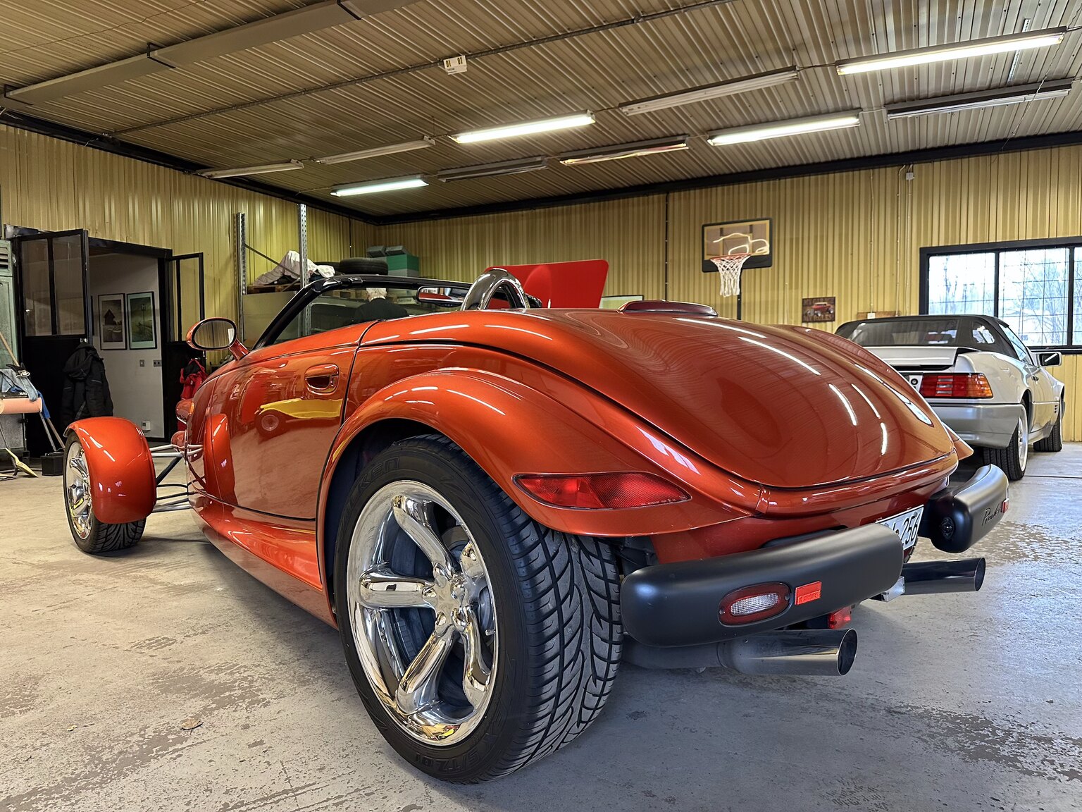 Exteriörbild på 2001 Plymouth Prowler