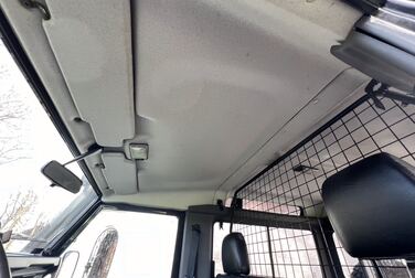 Interior image of 2002 Land Rover Defender 90 2.5 Td5