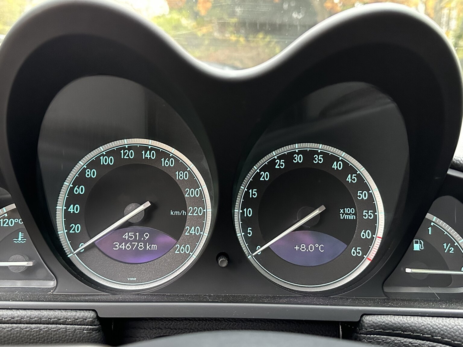 Innenraumfoto von 2005 Mercedes-Benz SL 350