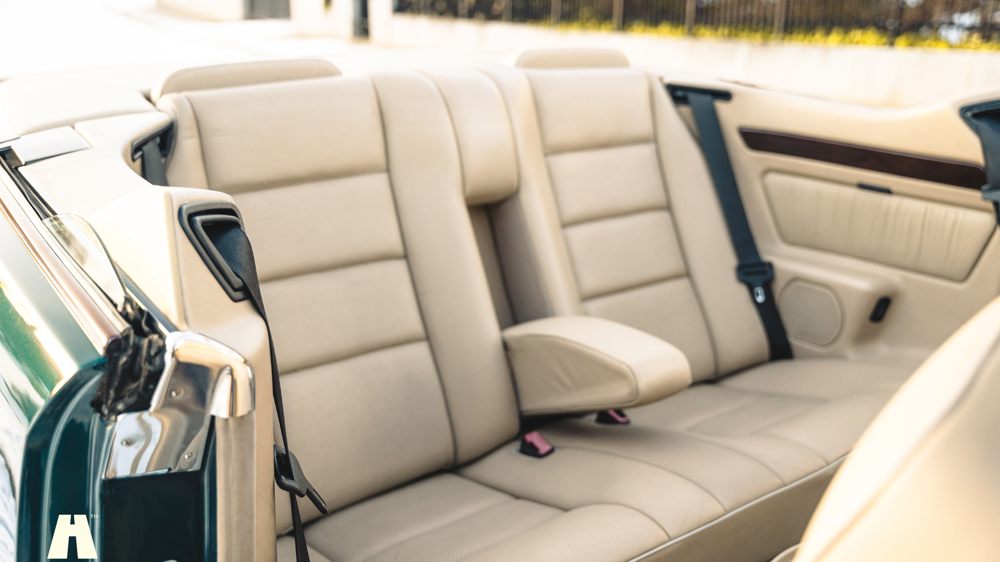 Innenraumfoto von 1995 Mercedes-Benz E320 Cabriolet 