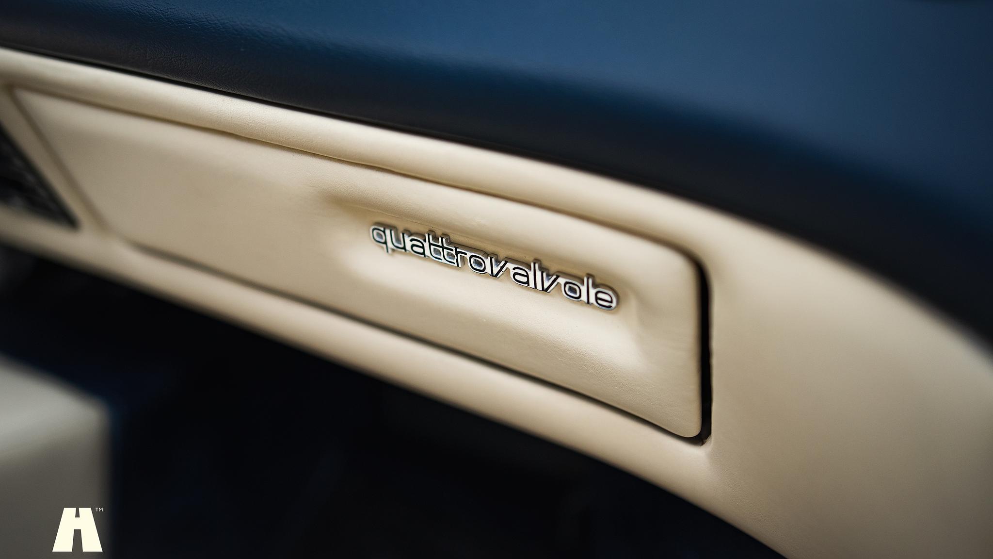 Interior image of 1985 Ferrari Mondial Quattrovalvole Design by Pininfarina (29)