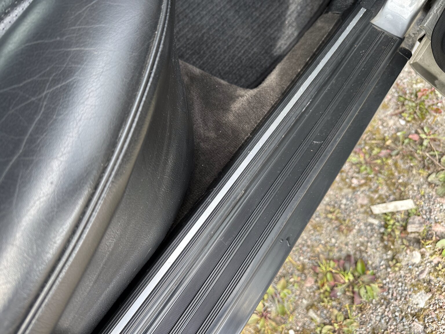 Innenraumfoto von 1987 Mercedes 300 SE
