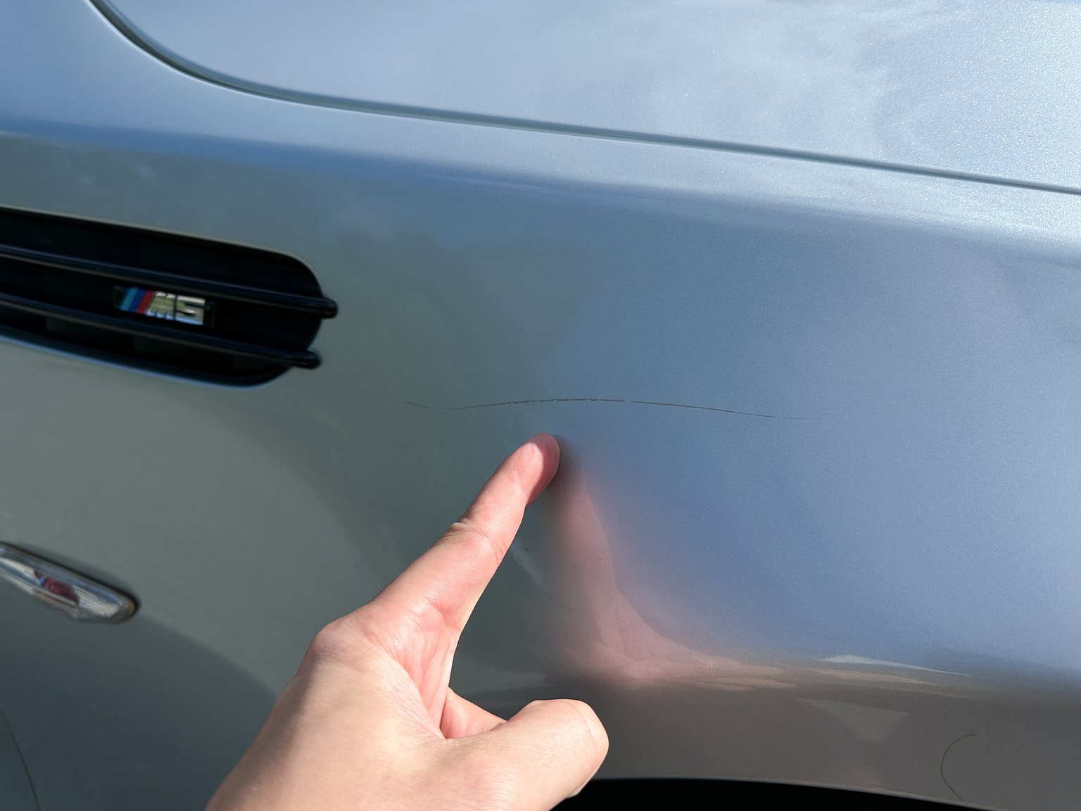 Exterior image of 2006 BMW E60 M5