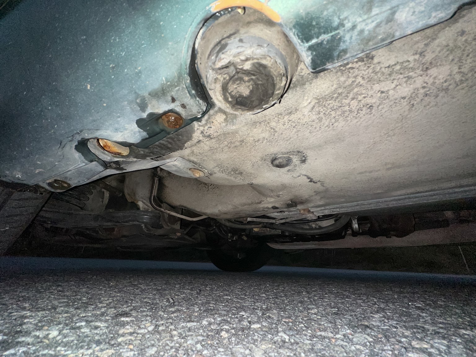Image of 1996 MERCEDES-BENZ E 320 T mechanics