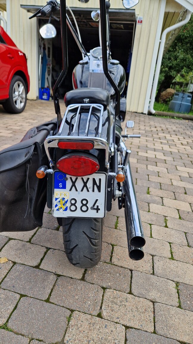 Exterior image of 2000 Harley-Davidson Softail Standard 1.4 Twin Cam 88B
