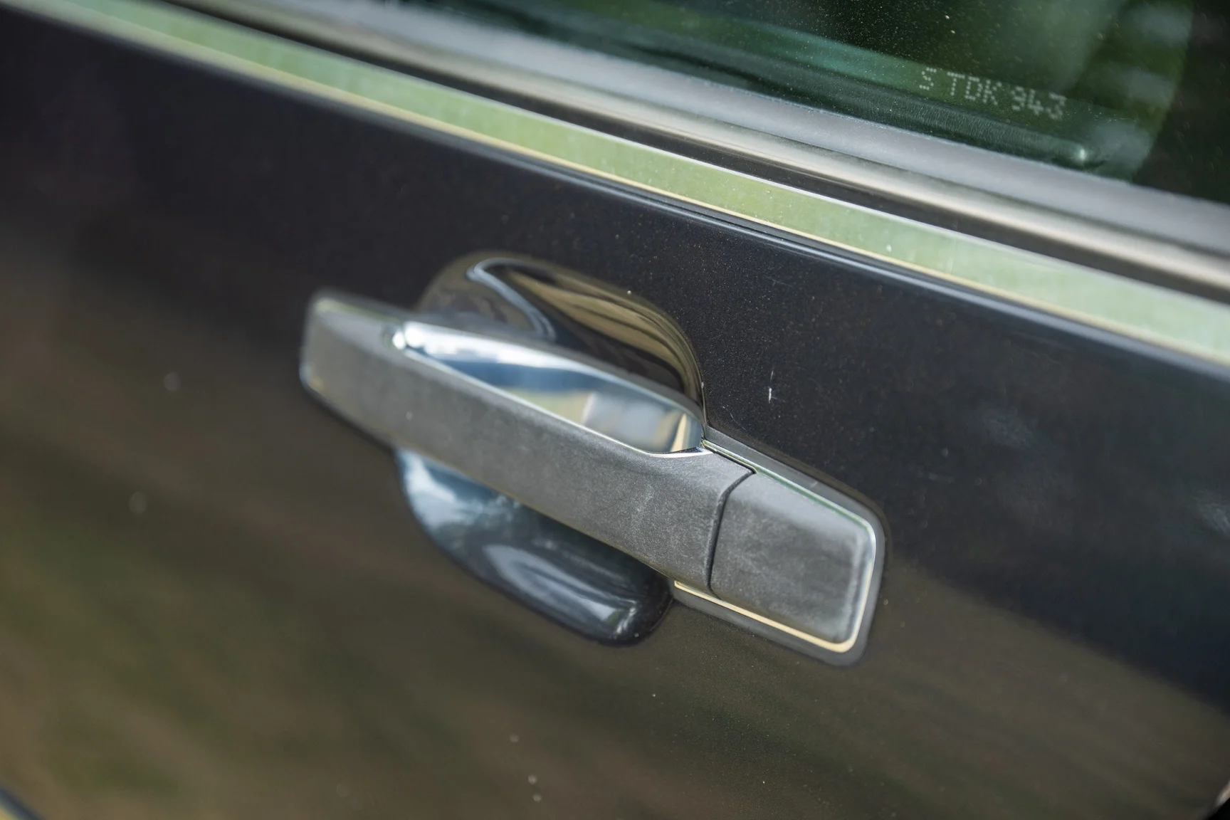 Exteriörbild på 1998 Mercedes-Benz S 500 (38)