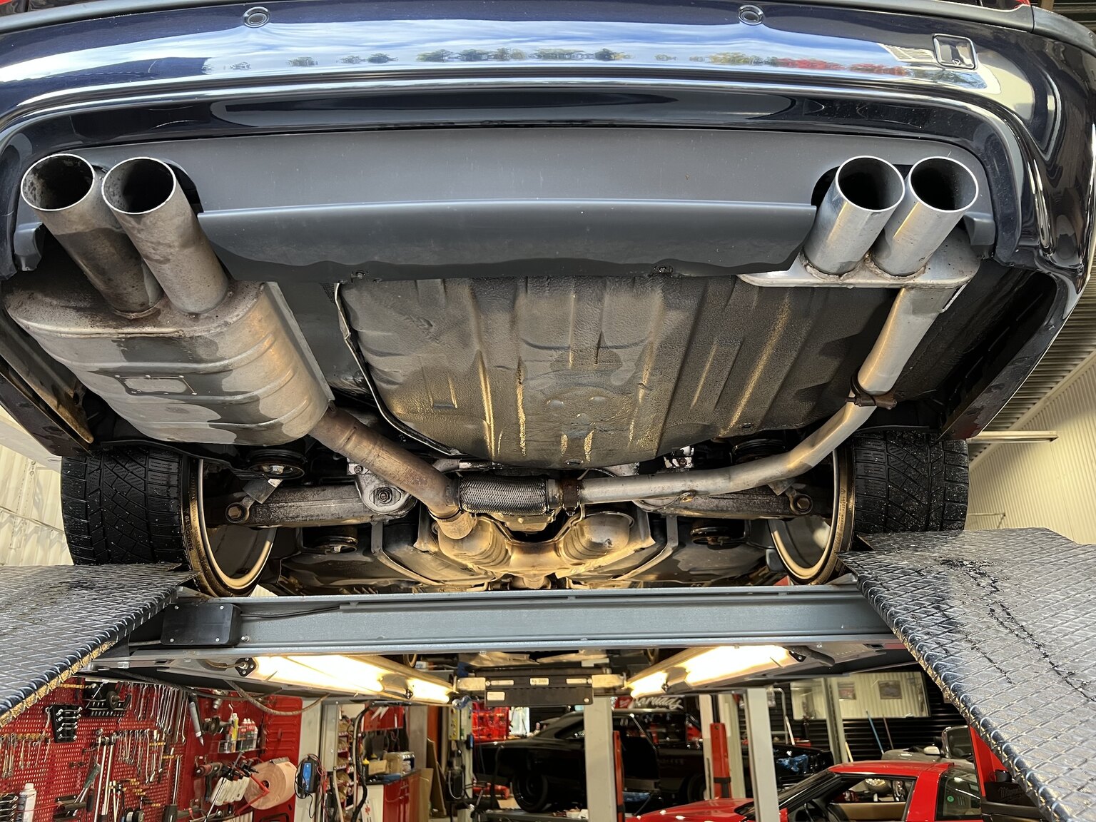 2003 BMW 540i Touring, Mekanik