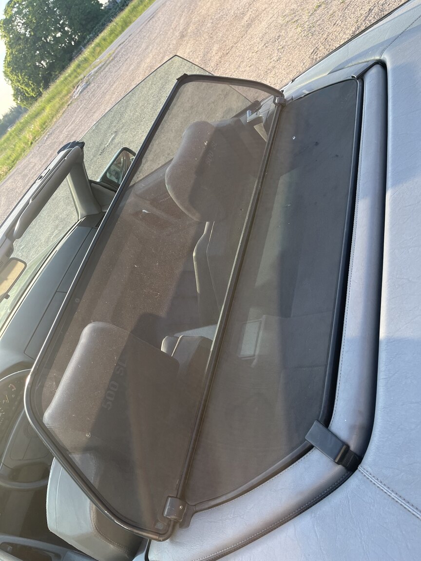 Innenraumfoto von 1992 Mercedes-Benz SL 500