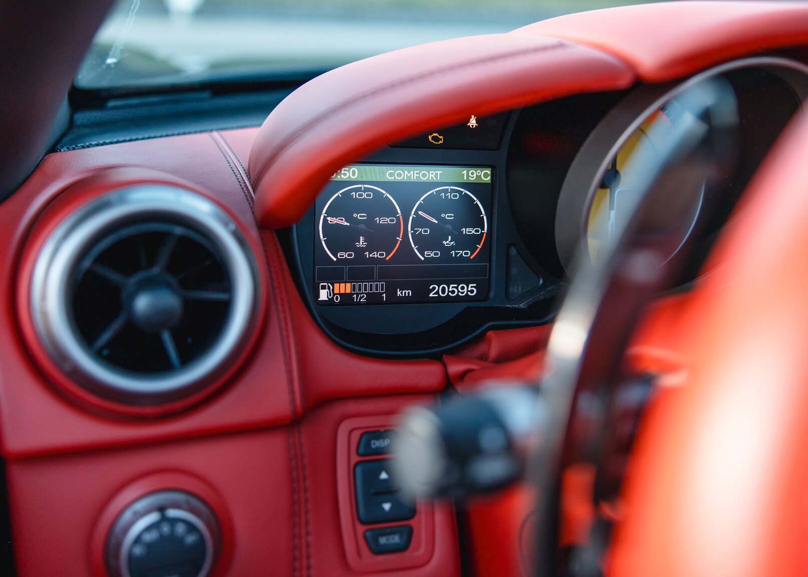 Interior image of 2011 Ferrari California 