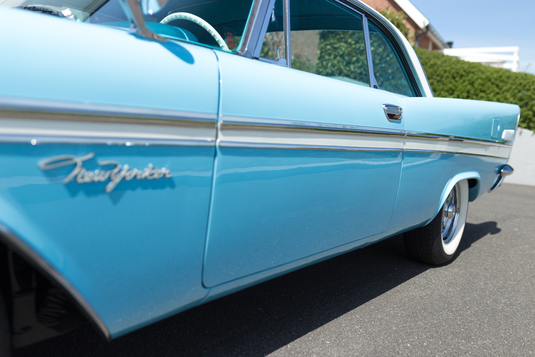 Exteriörbild på 1957 Chrysler New Yorker