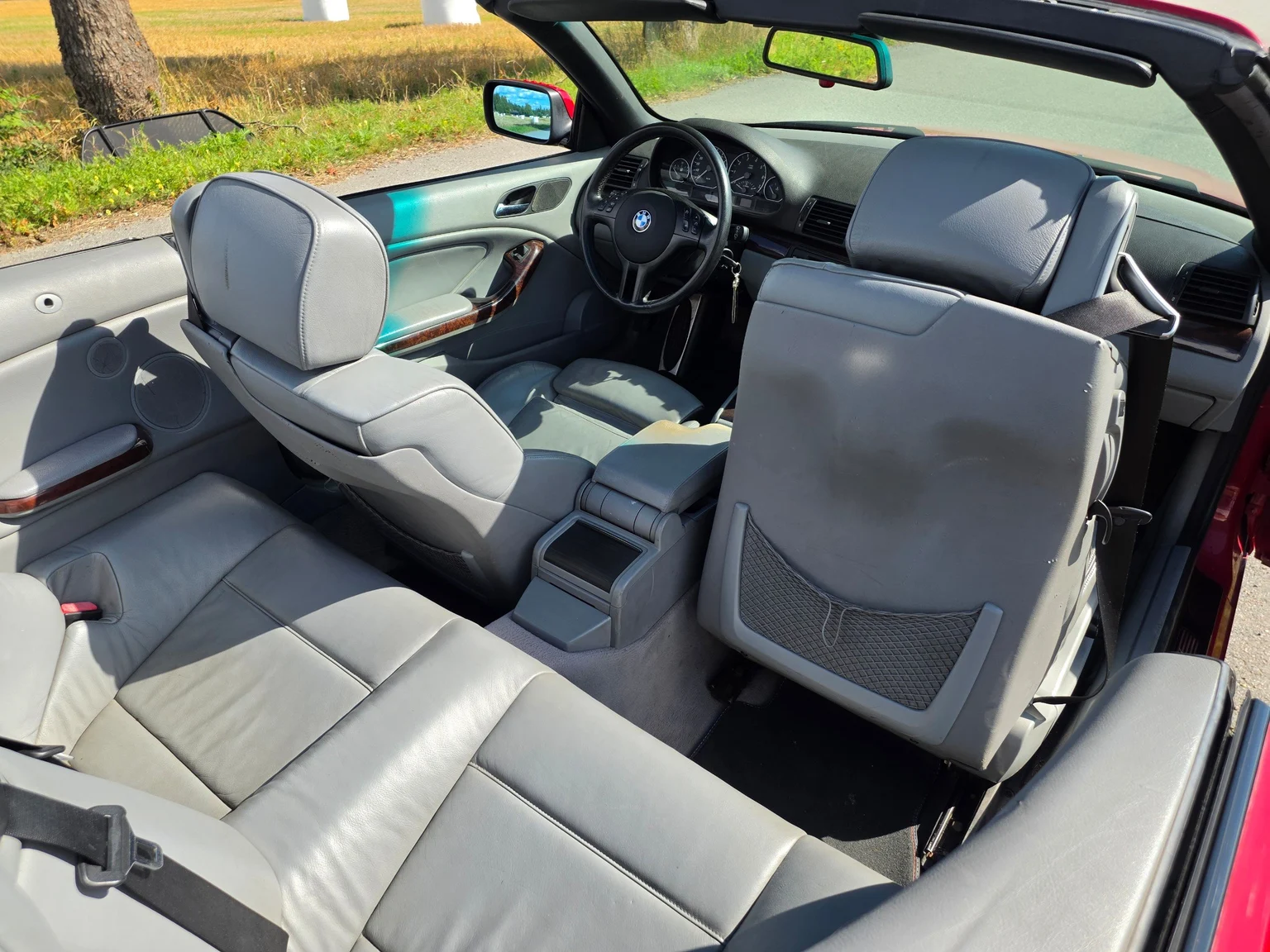 Interiörbild 2002 BMW 330Ci Convertible (36)