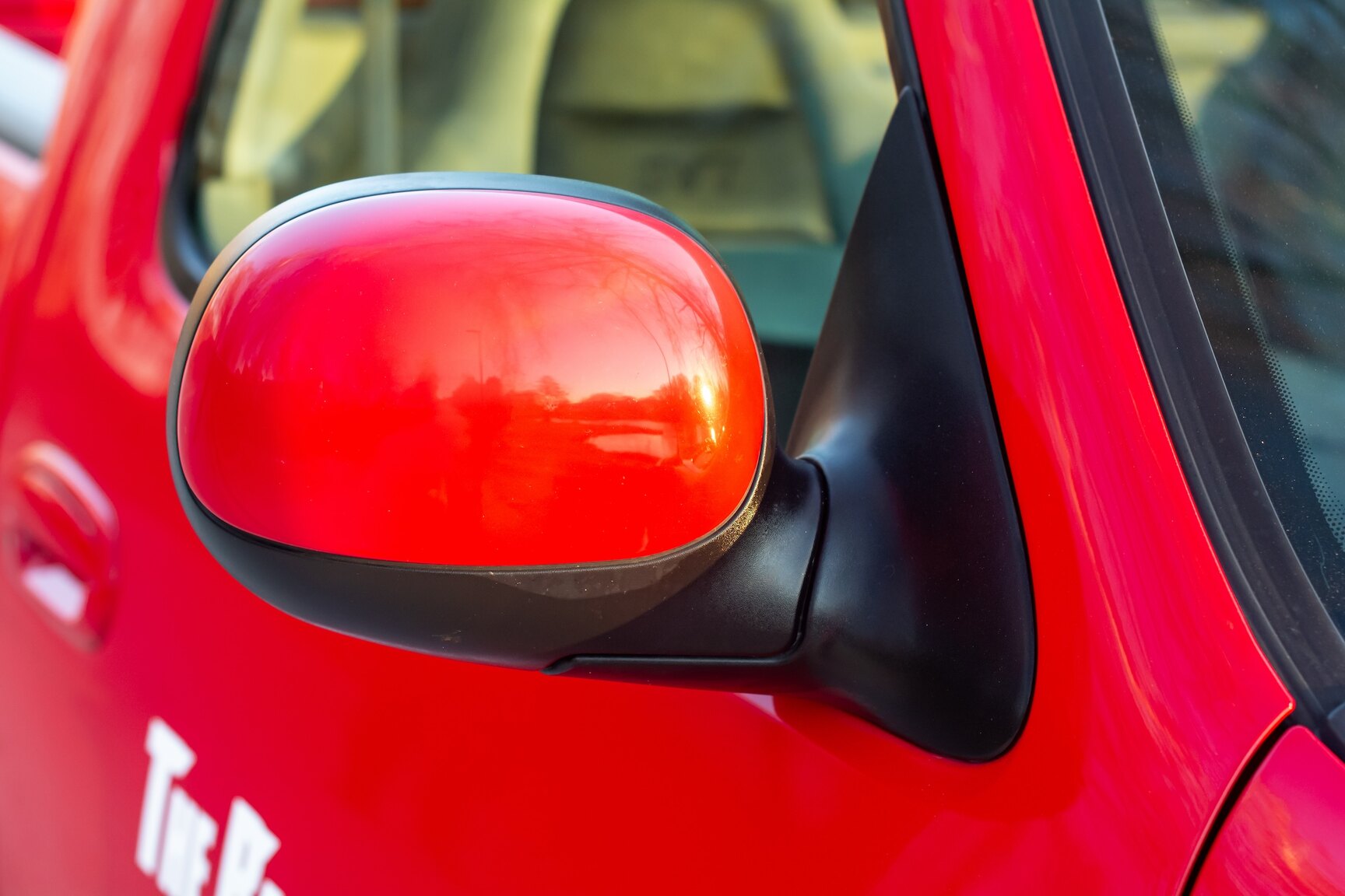 Exterior image of 2000 FORD F-150 SVT Lightning