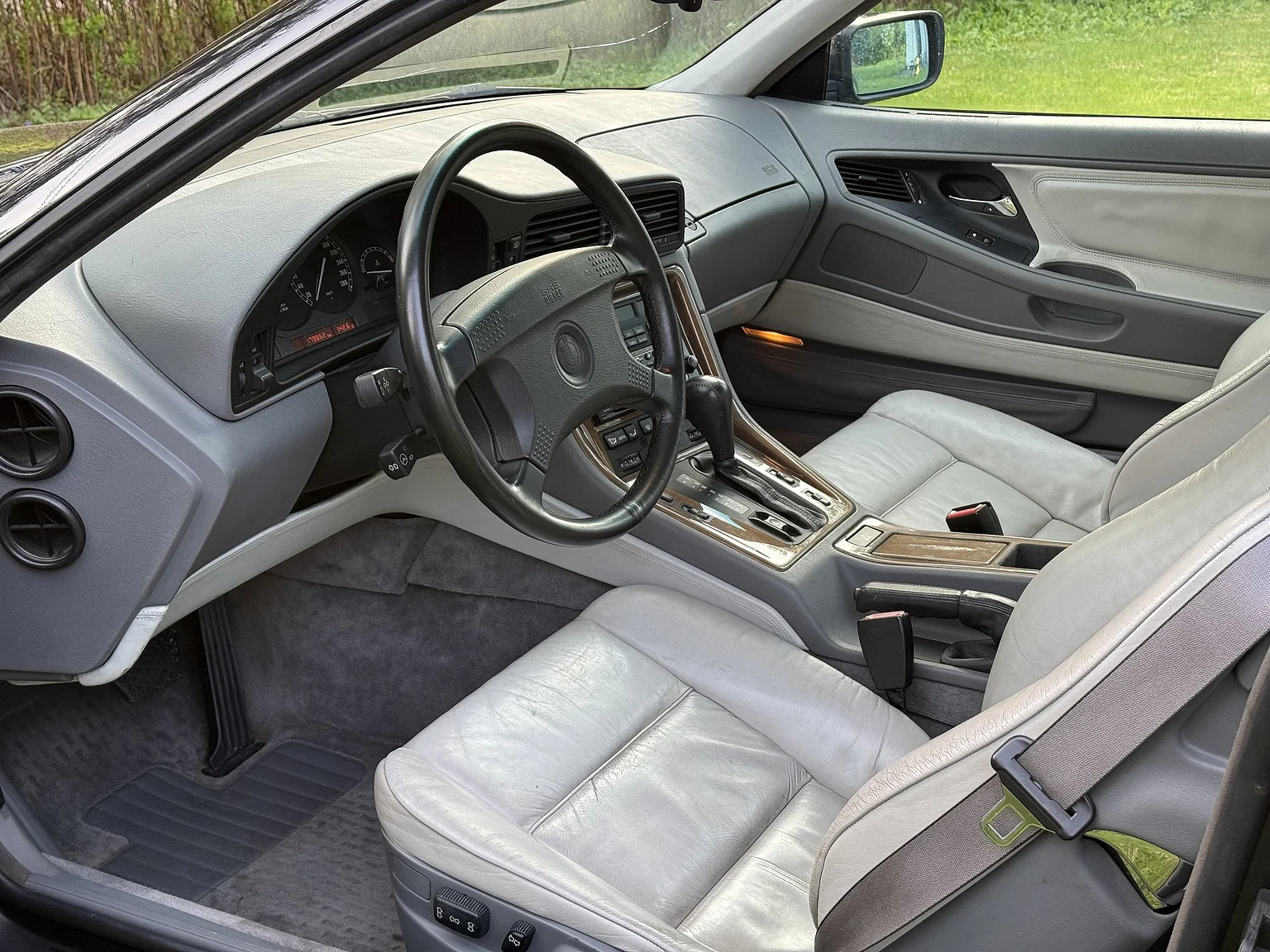 Innenraumfoto von 1994 BMW 840Ci (2)