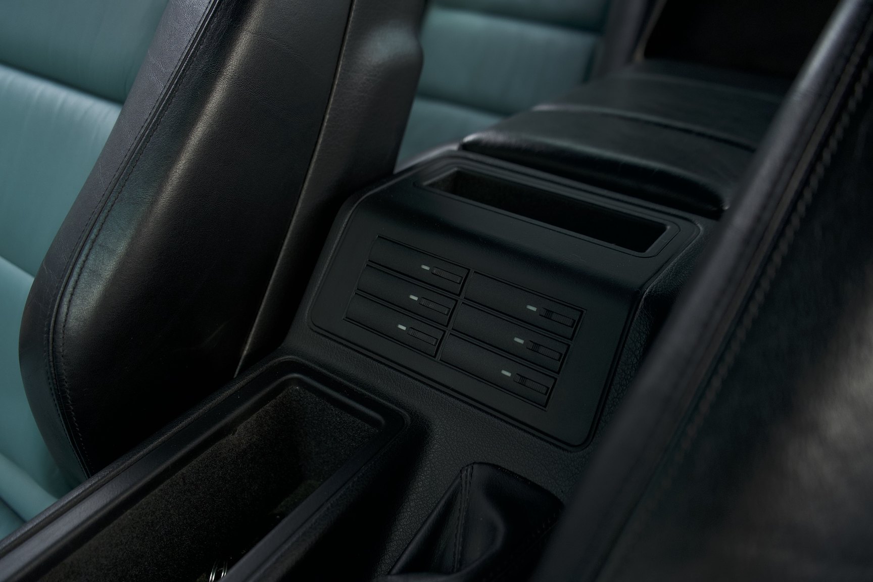 Interiörbild 1992 BMW 850i 6-speed manual - NO RESERVE