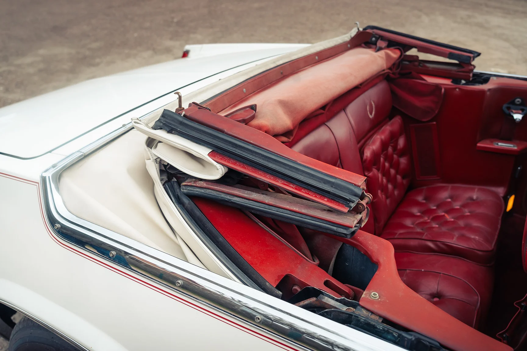 Innenraumfoto von 1984 Cadillac Eldorado Biarritz Convertible (54)