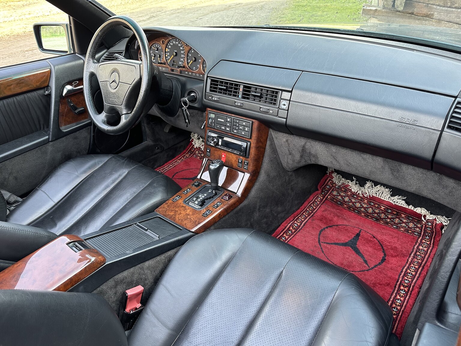 Innenraumfoto von 1995 Mercedes-Benz SL 500 (20)