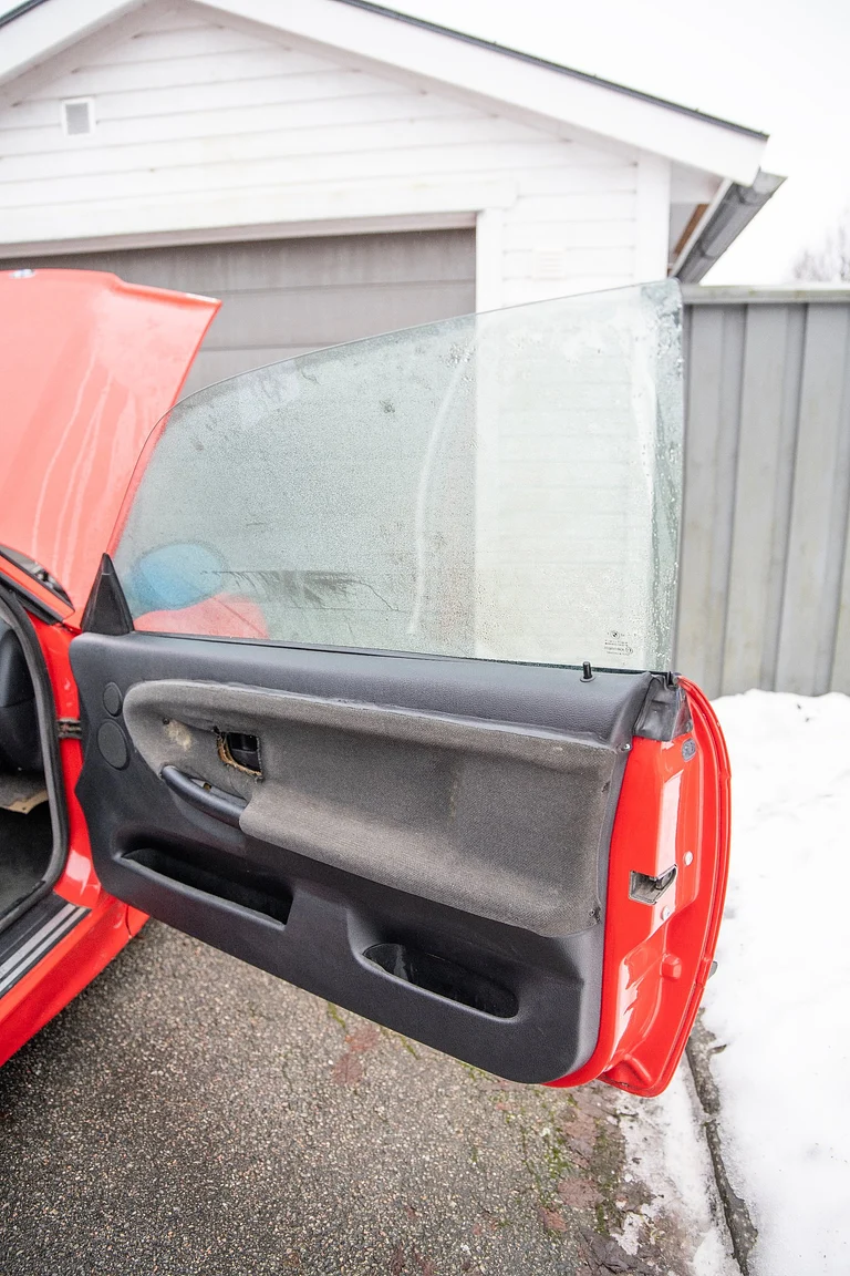 Interior image of 1992 BMW 325i Turbo (17)
