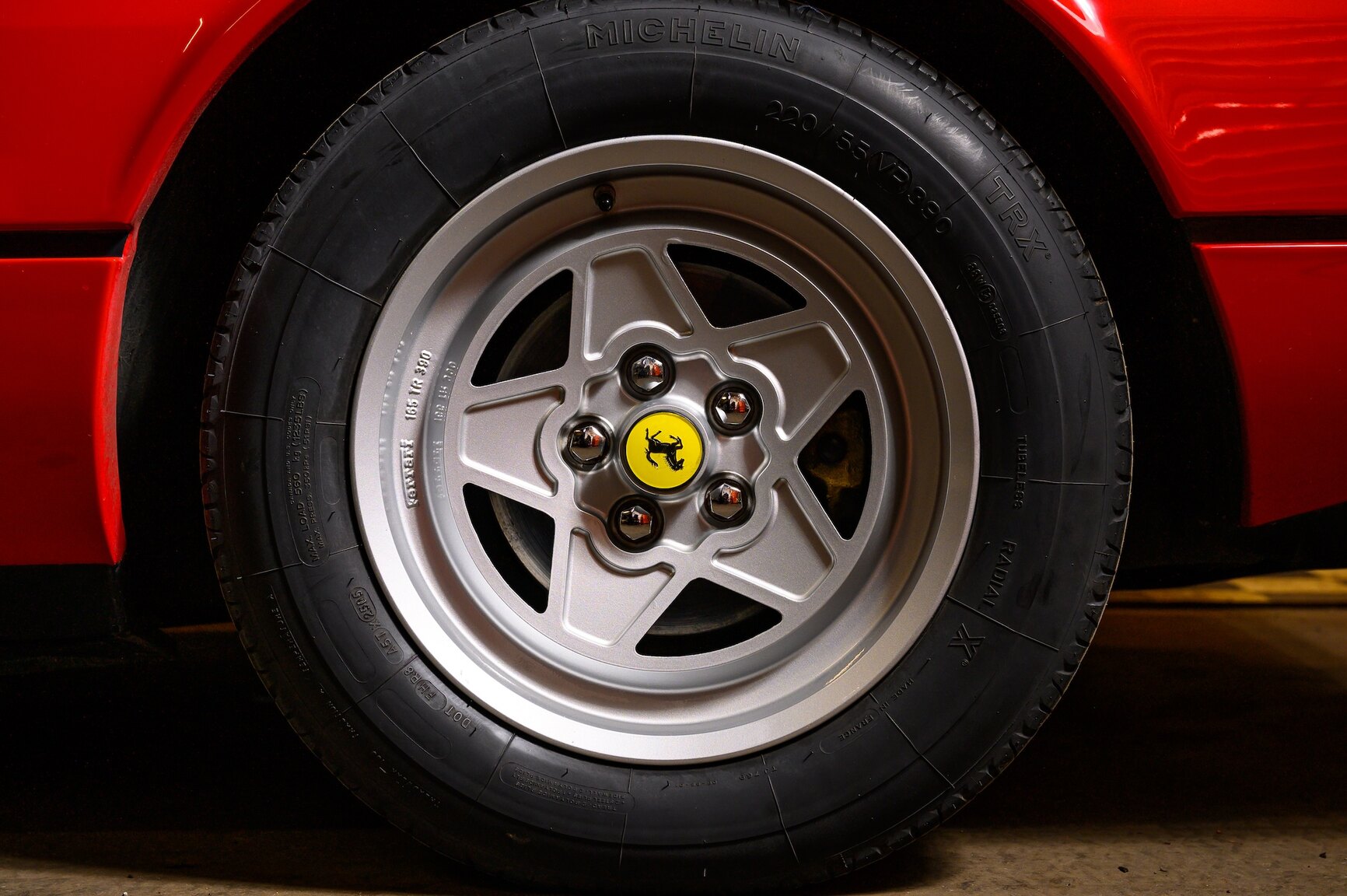 Exteriörbild på 1982 Ferrari 308 GTSI