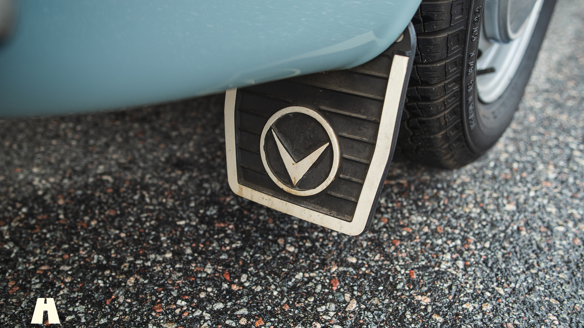 Exterior image of 1966 Volvo P1800 S (44)