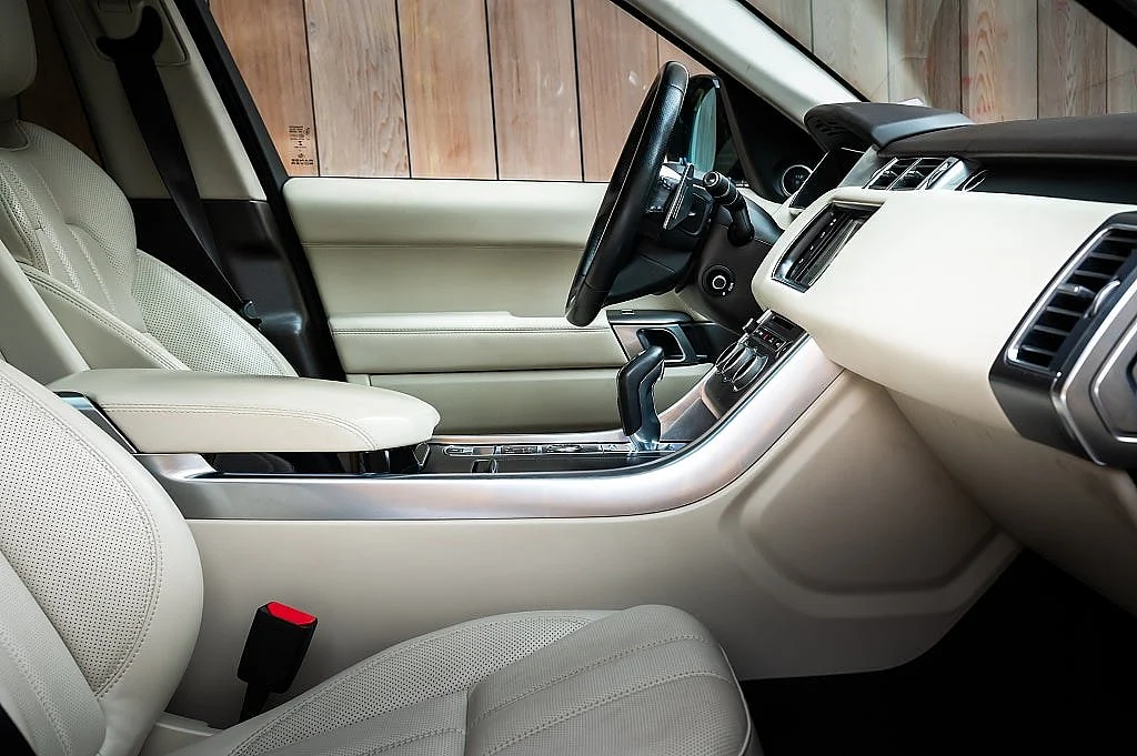 Bild von 2014 Land Rover Range Rover (34)