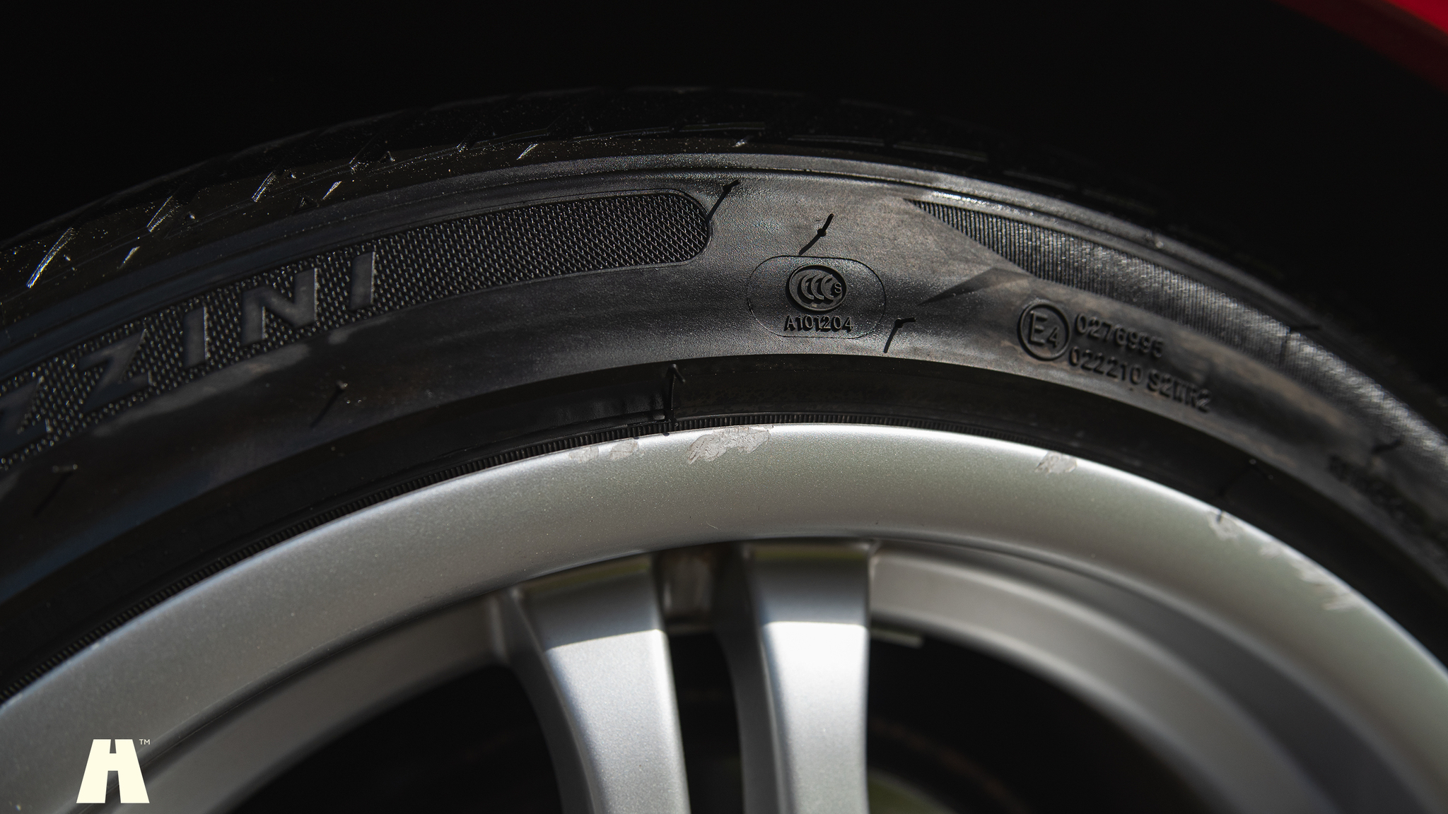 Exteriörbild på 2005 BMW 320ci M-sport Cabriolet