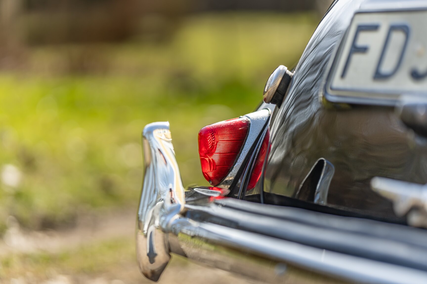 Exteriörbild på 1958 Morris Minor 1000 2-door (21)