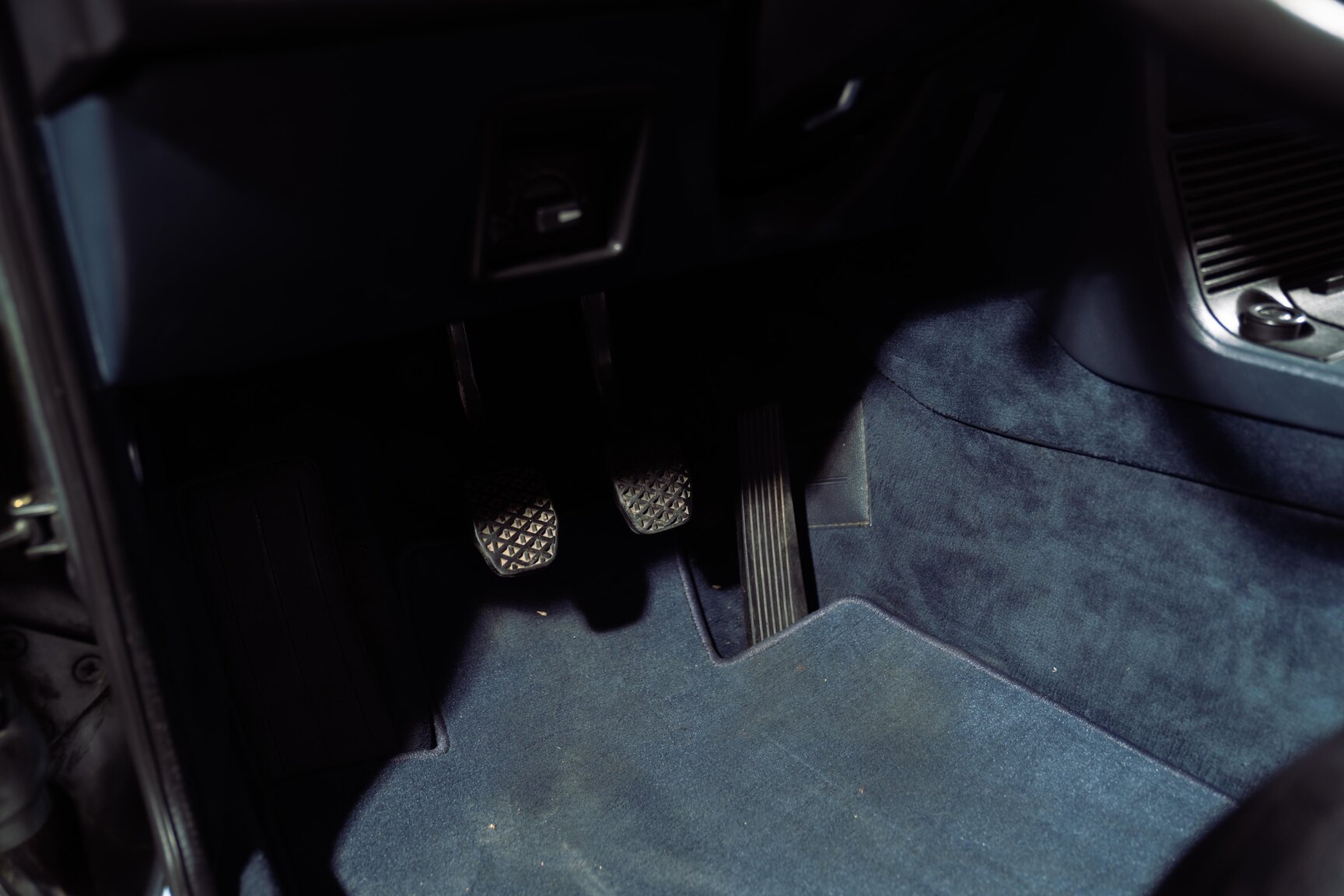 Interiörbild 1986 BMW 635 CSi (40)