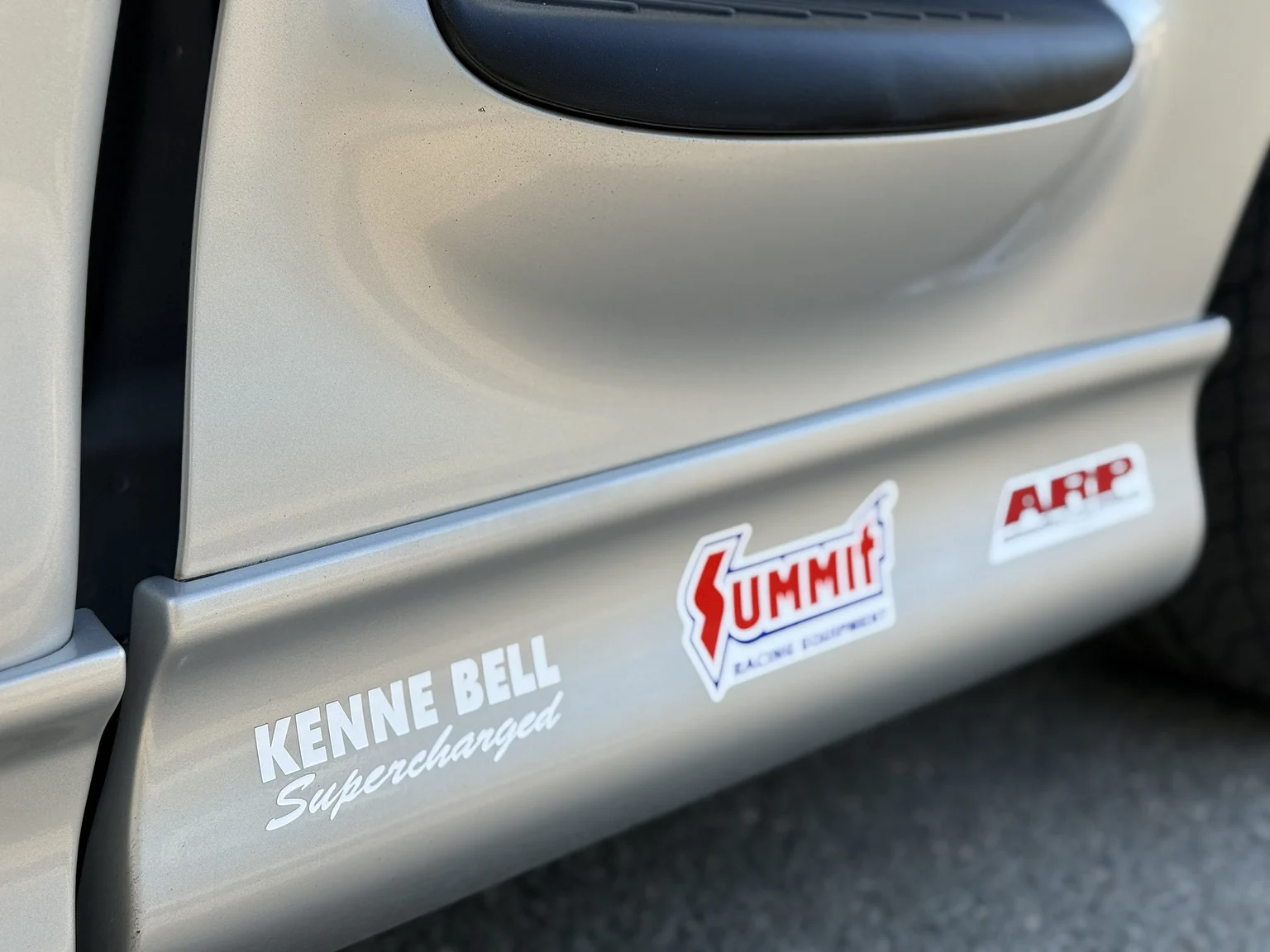 Aussenfoto 2002 Ford F 150 Lightning / Kenne Bell (59)