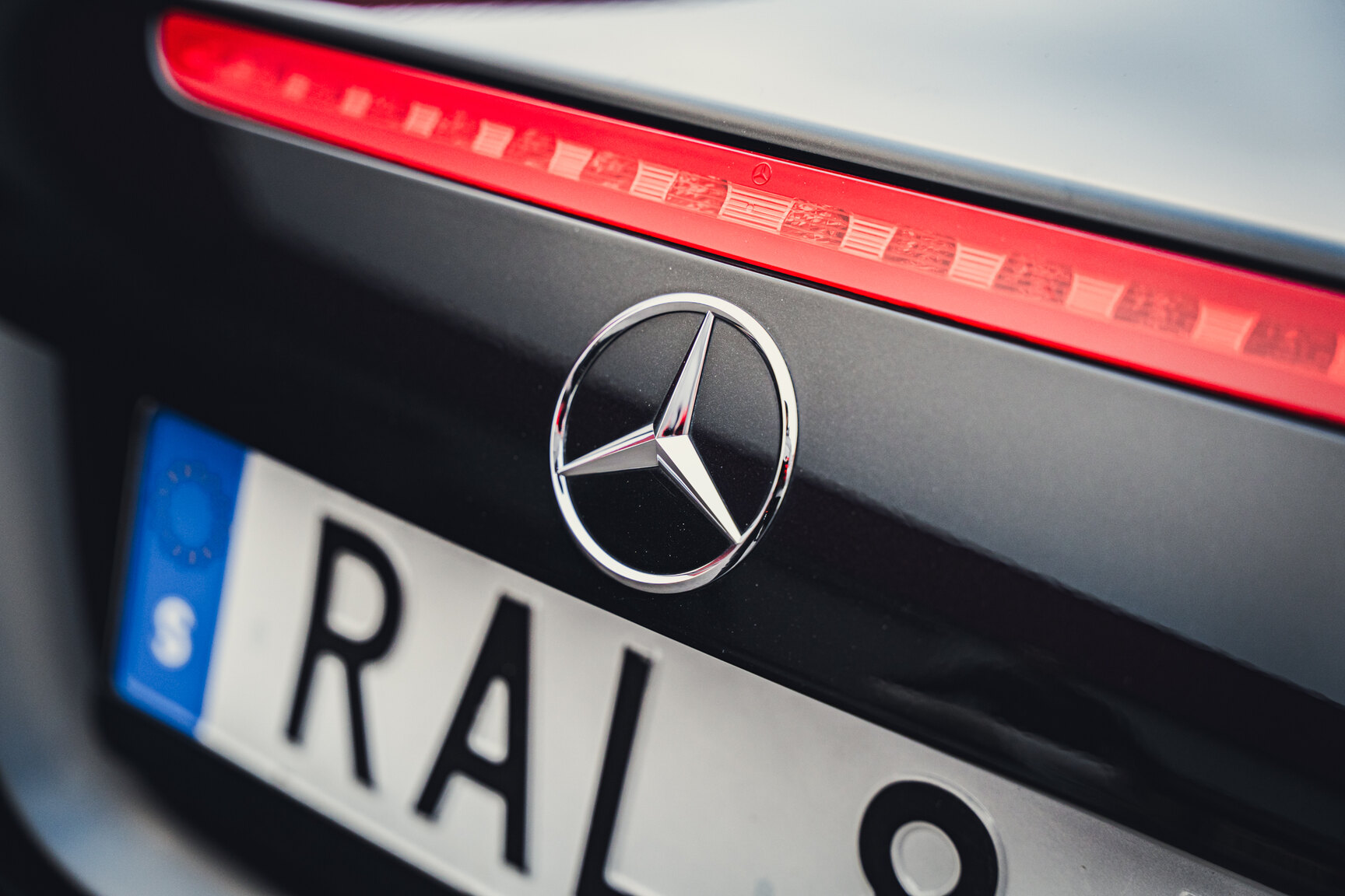 Exteriörbild på 2013 Mercedes-Benz SL 350 - Ett sista race