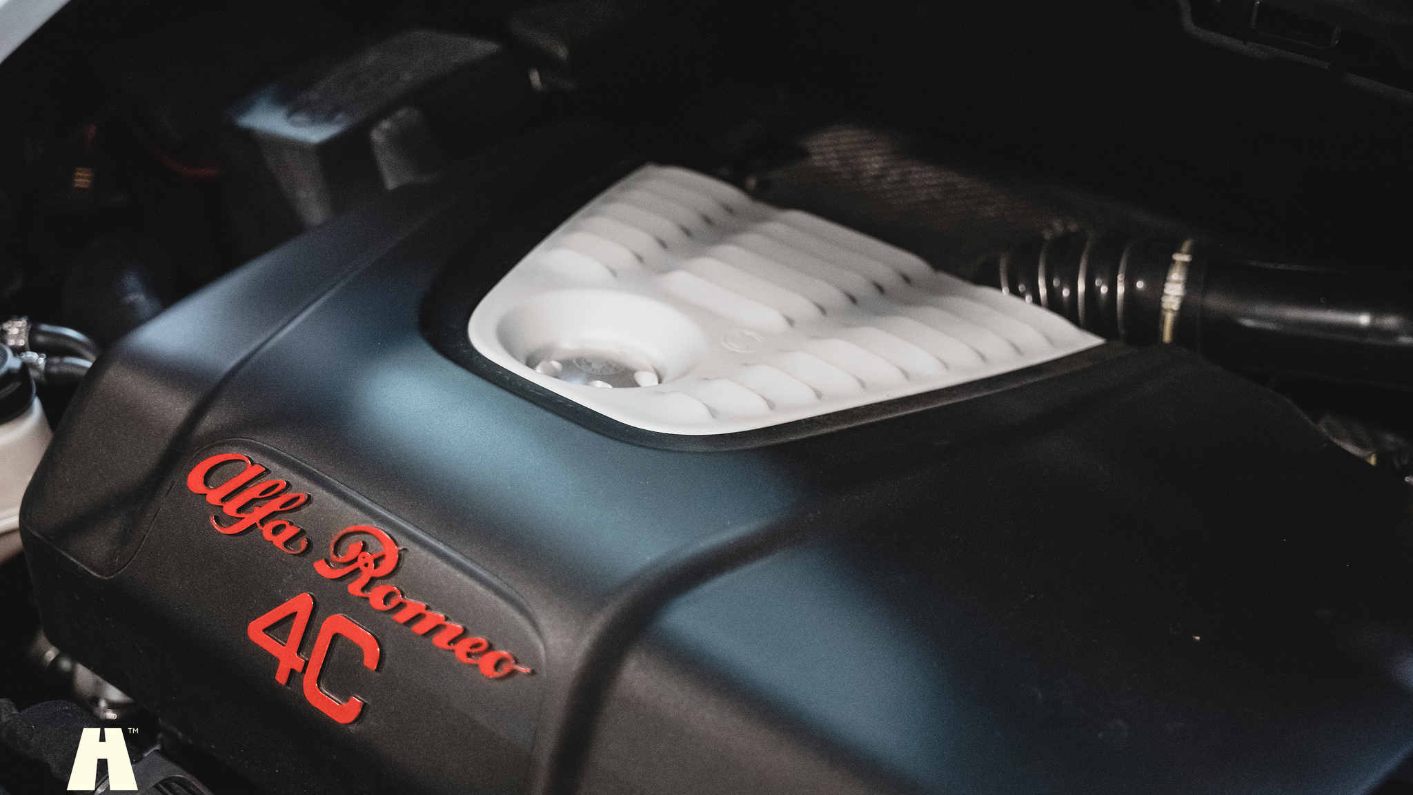 Image of 2016 Alfa Romeo 4C (2) mechanics