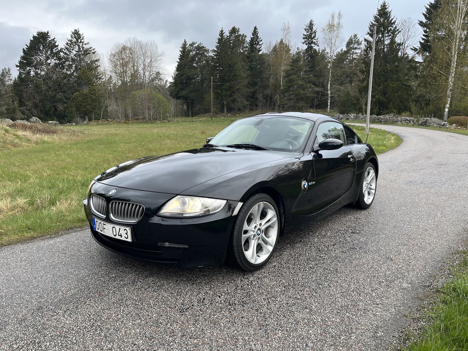 Exterior image of 2007 BMW Z4 3.0Si Coupé