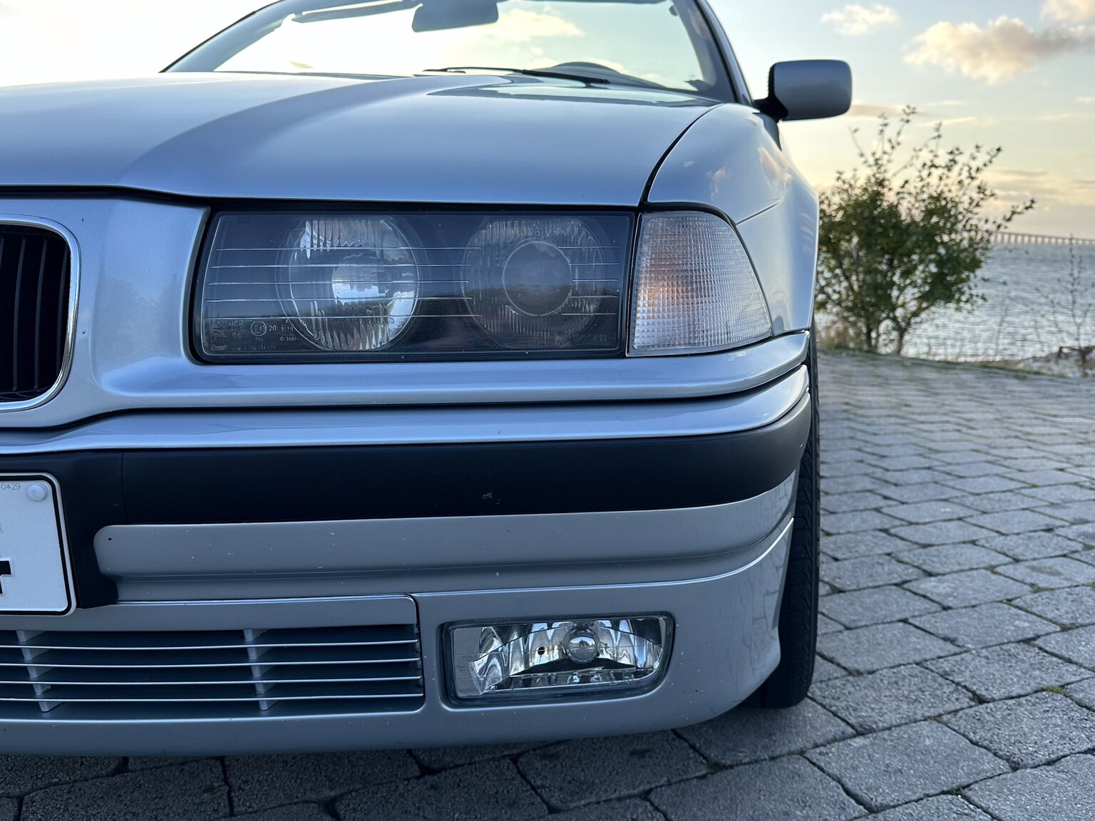 Aussenfoto 1993 BMW 325i Convertible